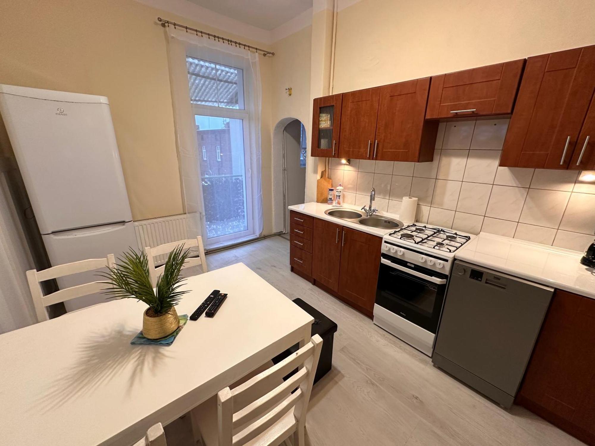 Apartamenty Ktw Central Station Katowice Ngoại thất bức ảnh