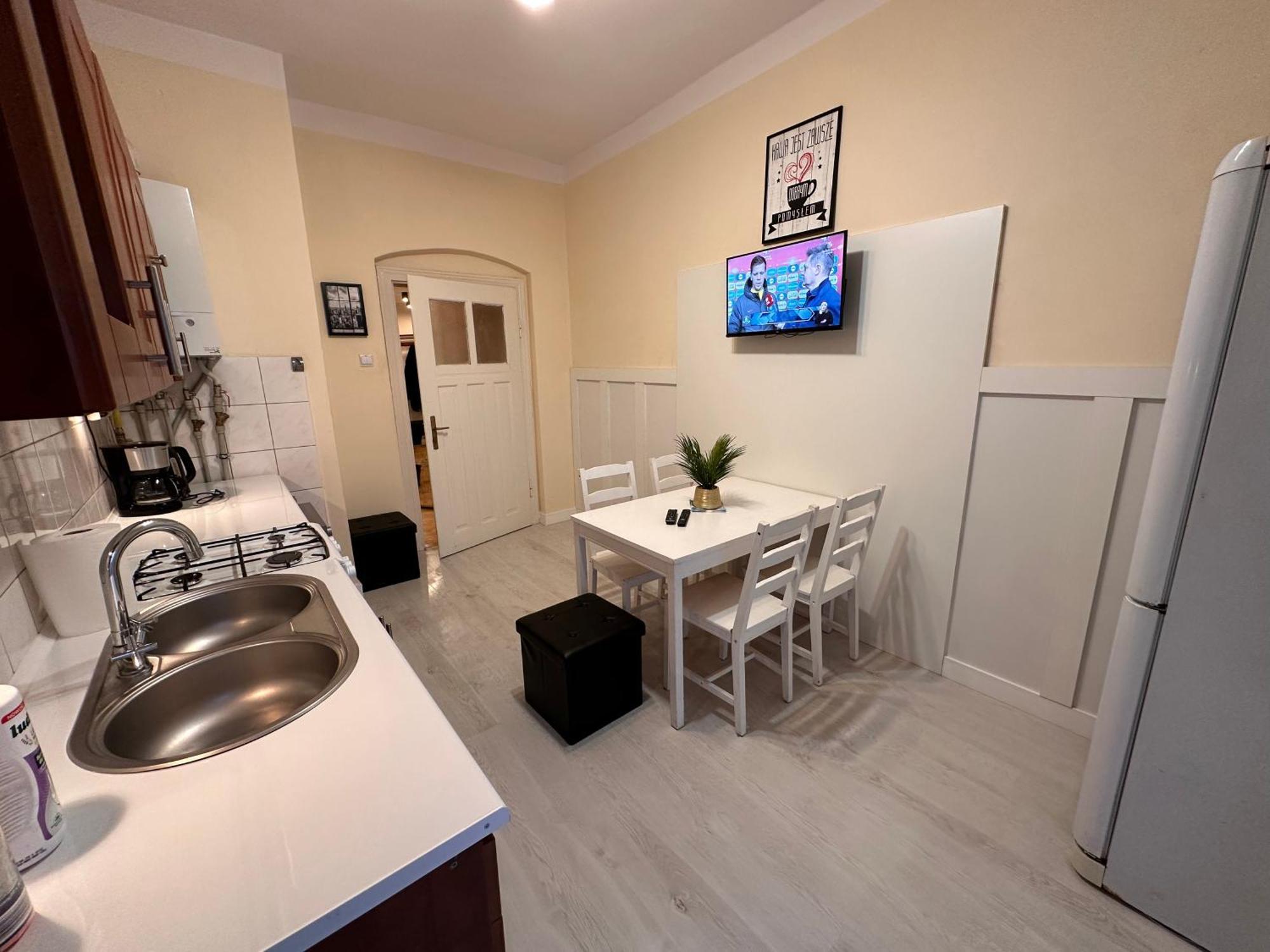 Apartamenty Ktw Central Station Katowice Ngoại thất bức ảnh