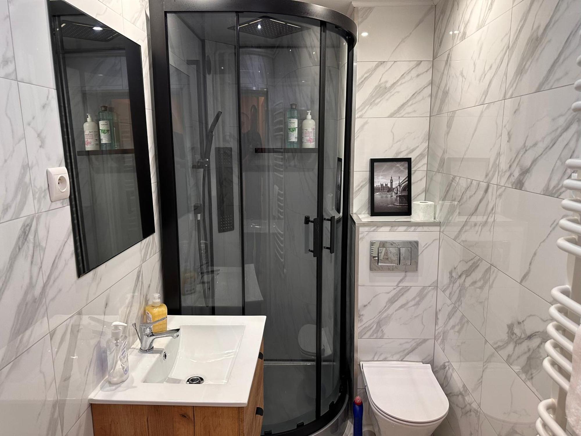 Apartamenty Ktw Central Station Katowice Ngoại thất bức ảnh