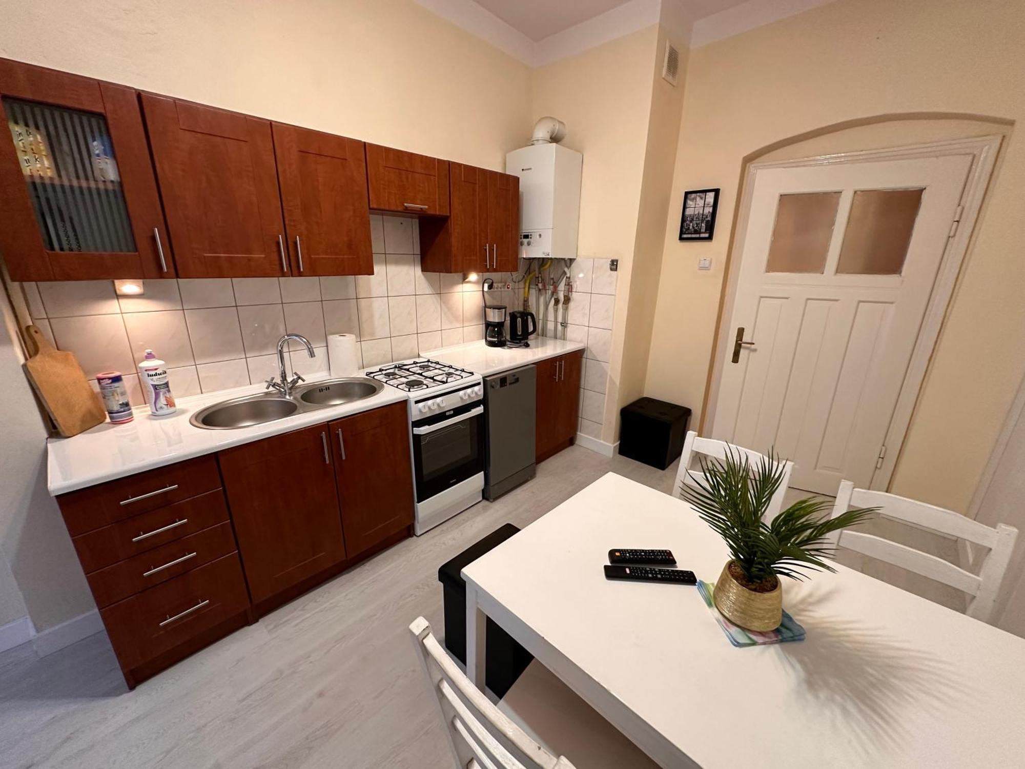 Apartamenty Ktw Central Station Katowice Ngoại thất bức ảnh